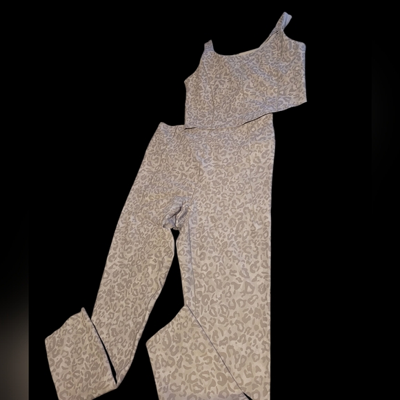 Harmony Balance 2-Piece Yoga Set - Picture 1 of 5
